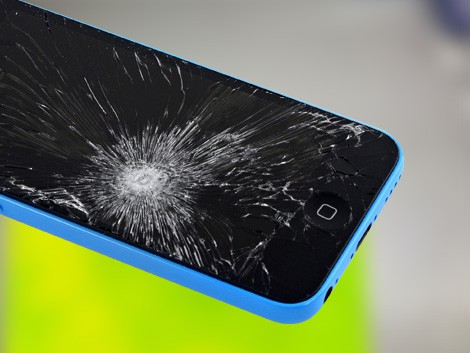 Разбито стекло iPhone 5c