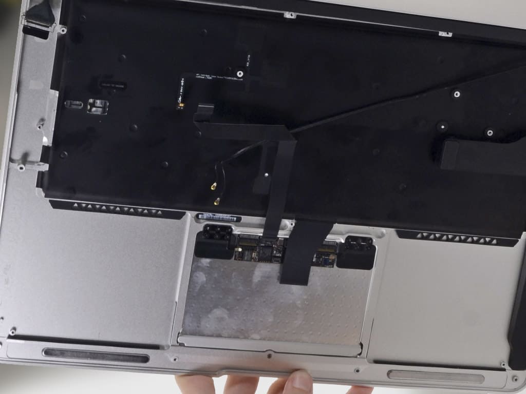Замена клавиатуры MacBook Air